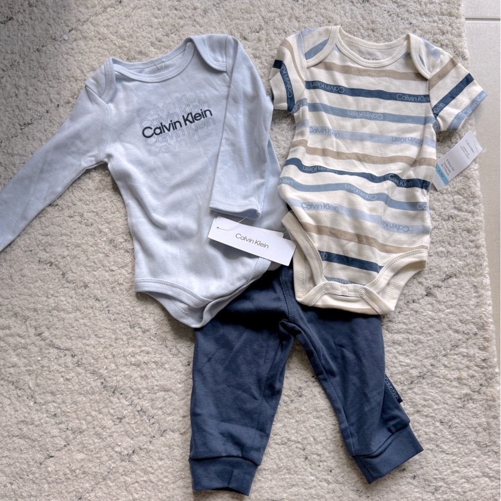 NWT Calvin Klein three piece set 6-9M